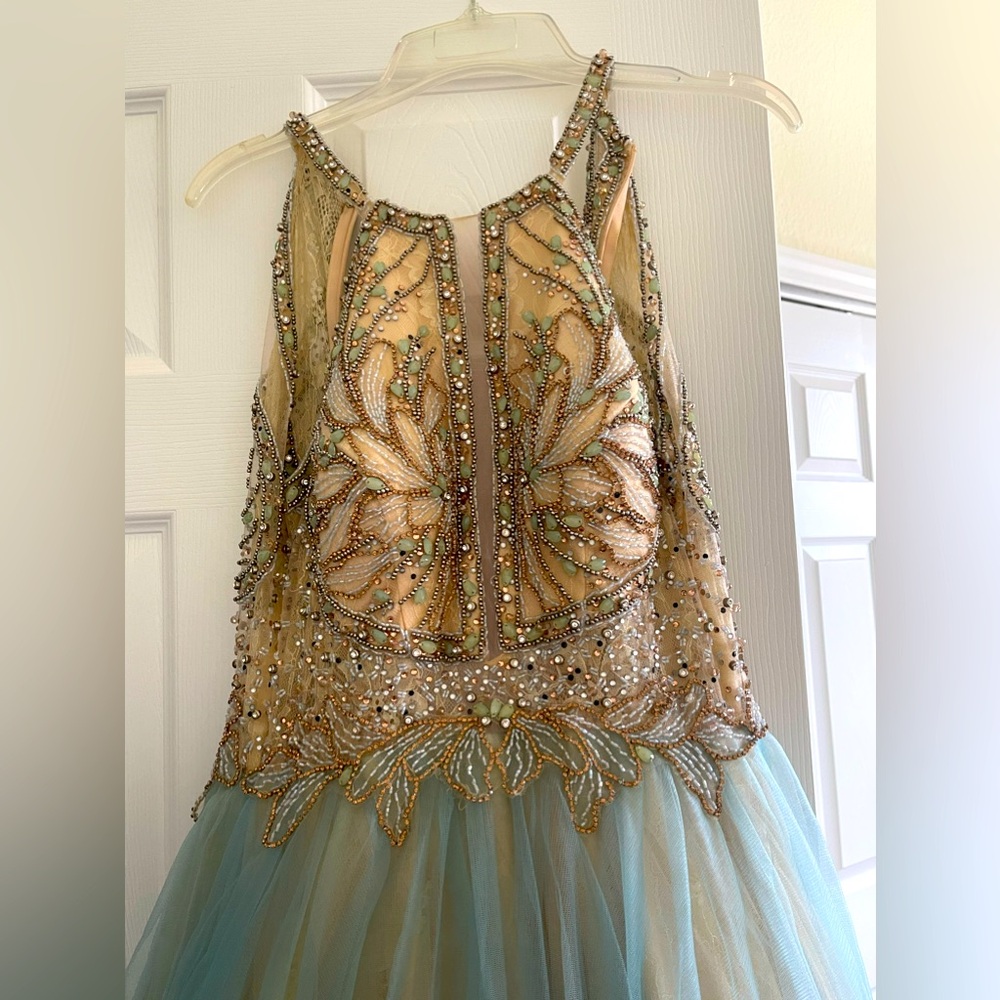 Engagment dress from camille la vie size 4 worn once